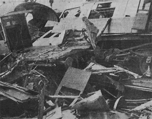 Wrecked coaches, Norton Fitzwarren rail crash 1940
